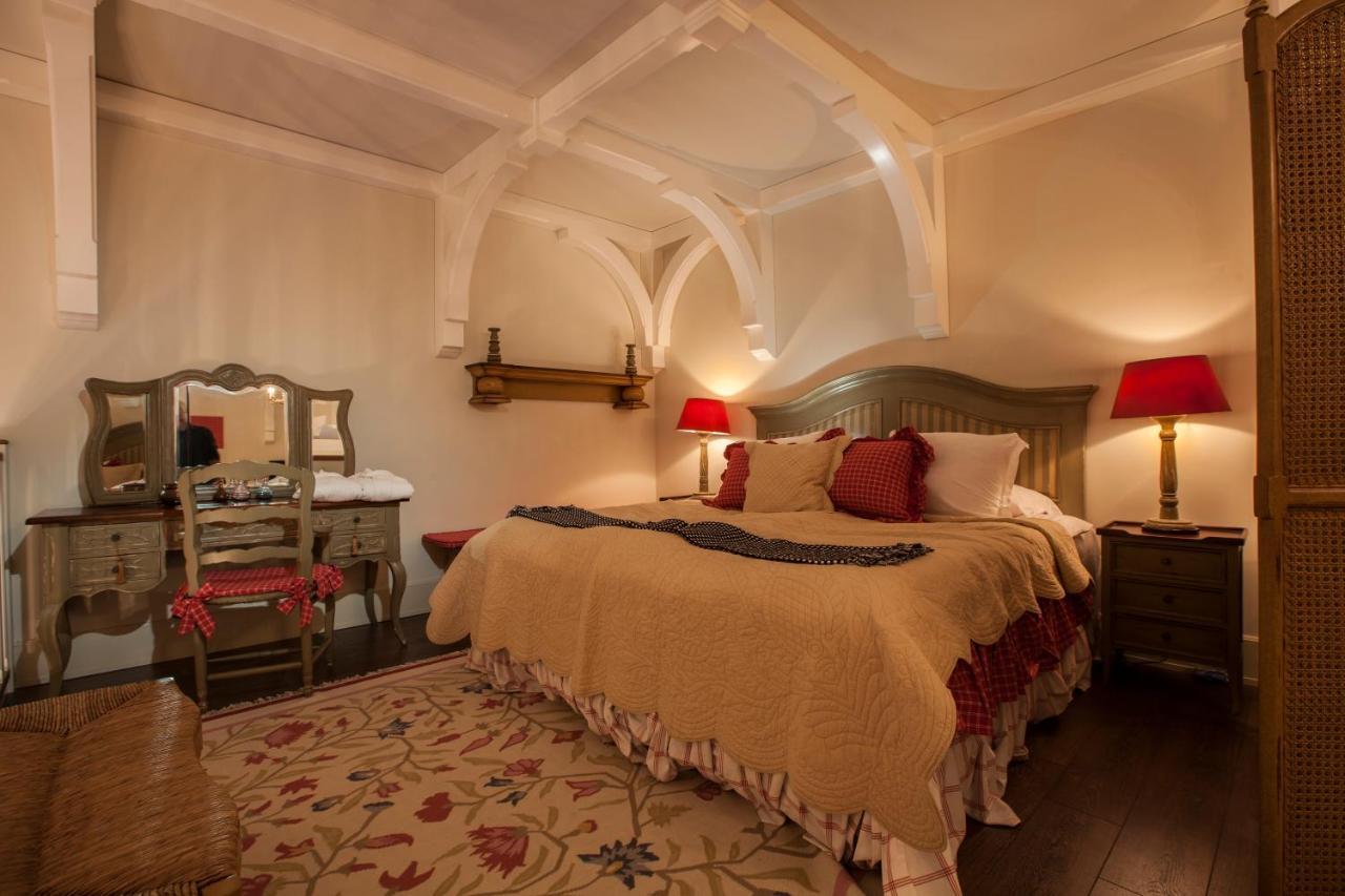 Amade Chateau Vrakúň Buitenkant foto