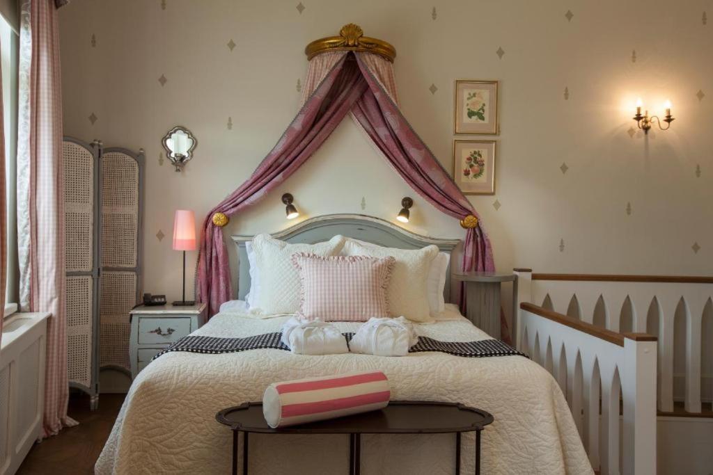 Amade Chateau Vrakúň Kamer foto