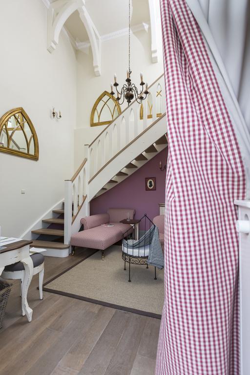 Amade Chateau Vrakúň Buitenkant foto
